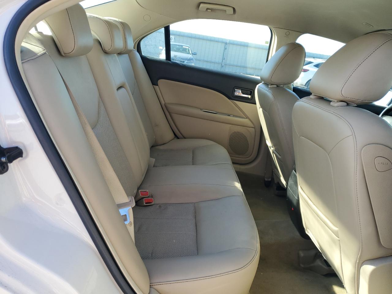 2010 Mercury Milan Premier VIN: 3MEHM0JA5AR661974 Lot: 85272364