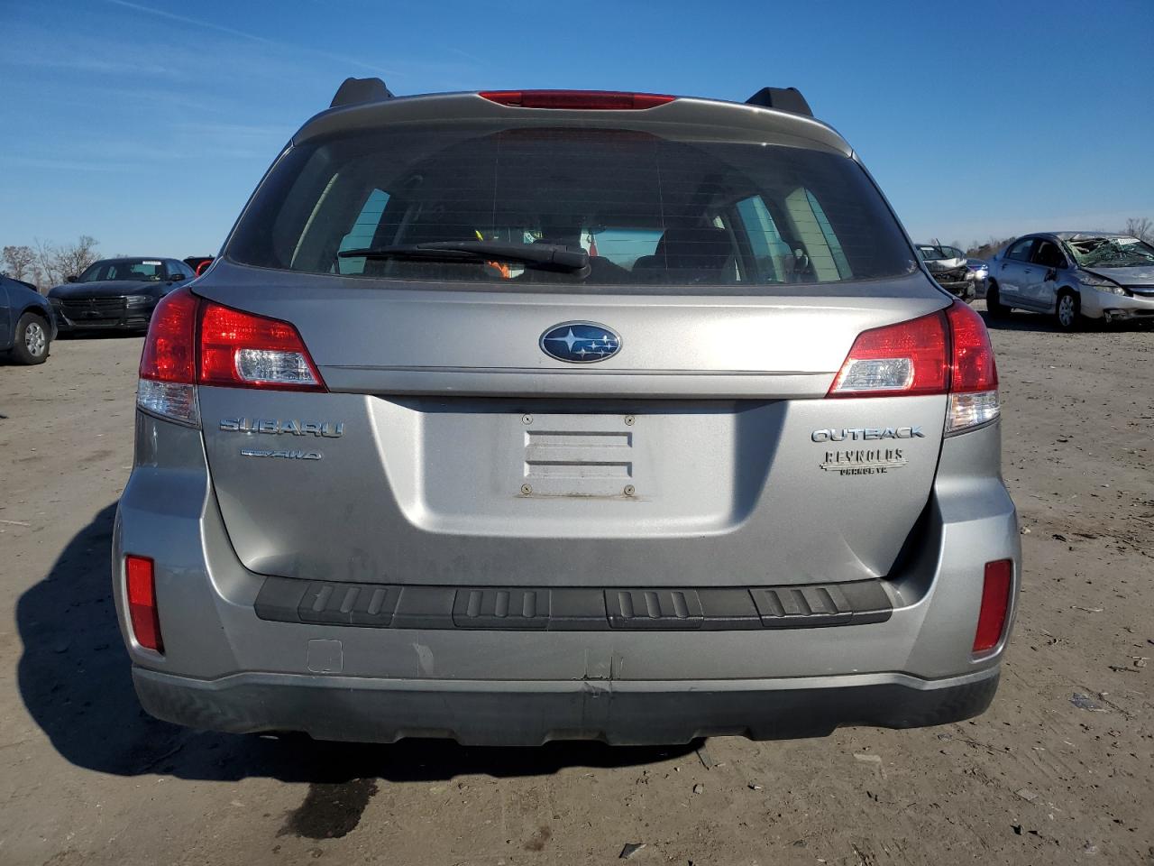 2011 Subaru Outback - Image 6
