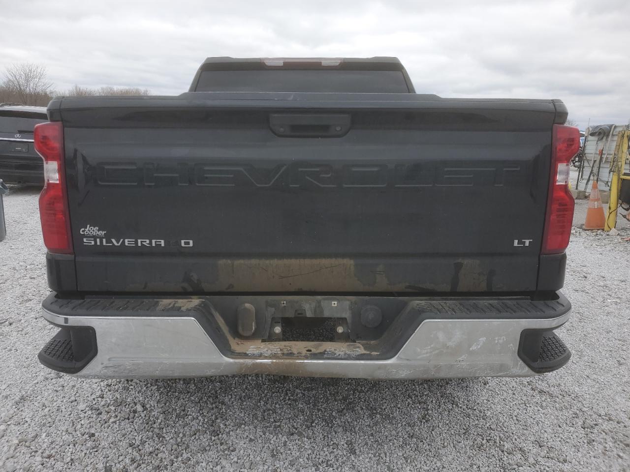 2020 Chevrolet Silverado - Image 6
