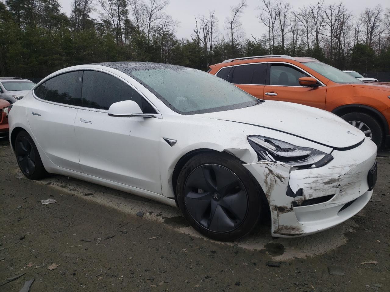 VIN 5YJ3E1EB9KF388297 2019 TESLA MODEL 3 no.4