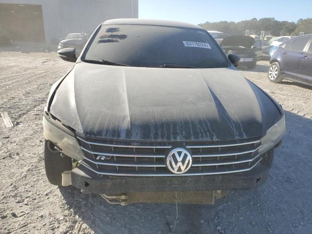  VOLKSWAGEN PASSAT 2017 Black