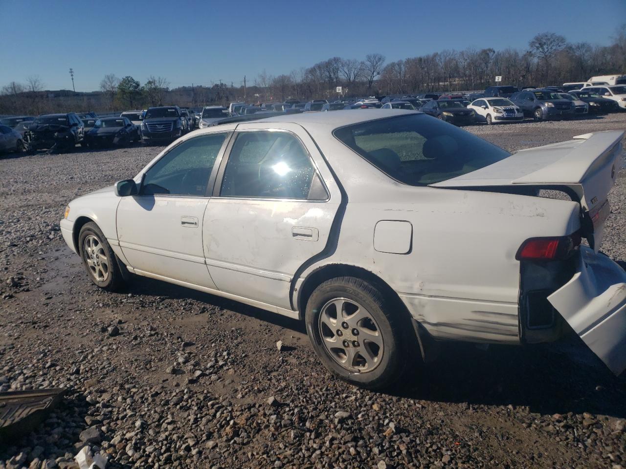 1999 Toyota Camry - Image 2