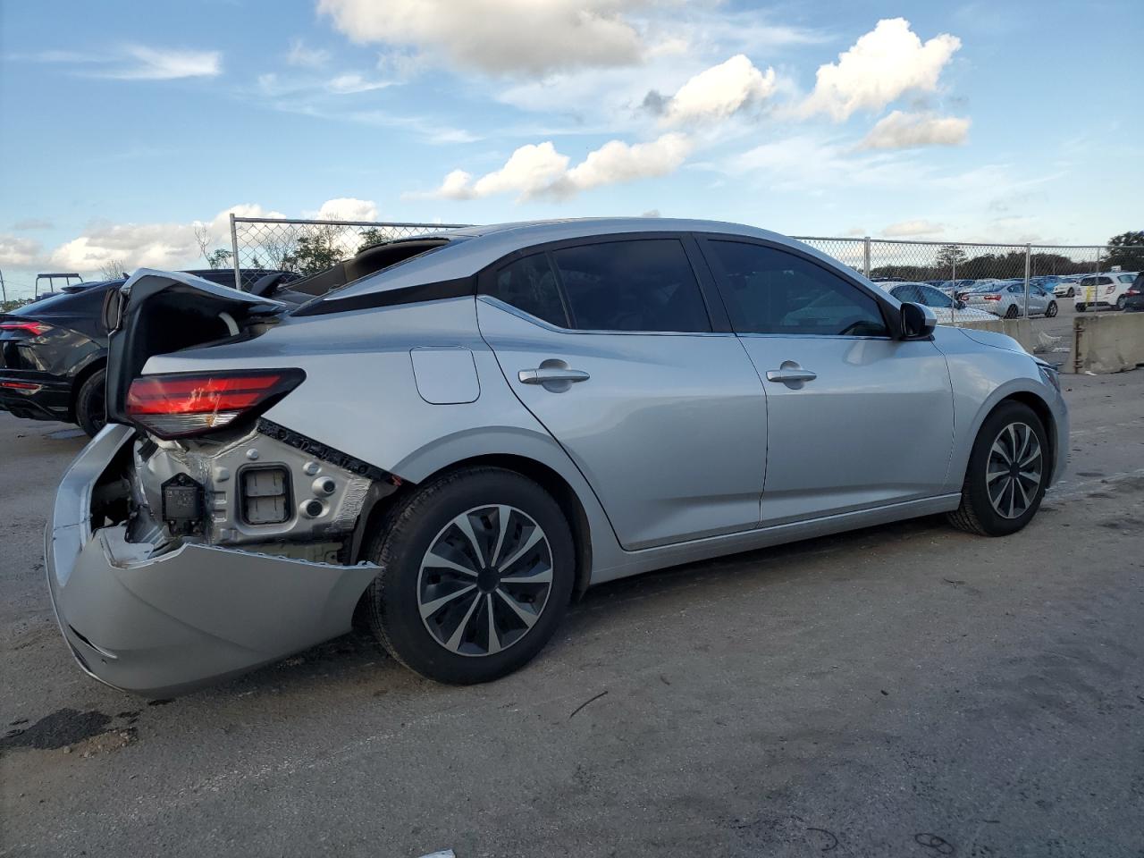 VIN 3N1AB8BV5NY278222 2022 NISSAN SENTRA no.3