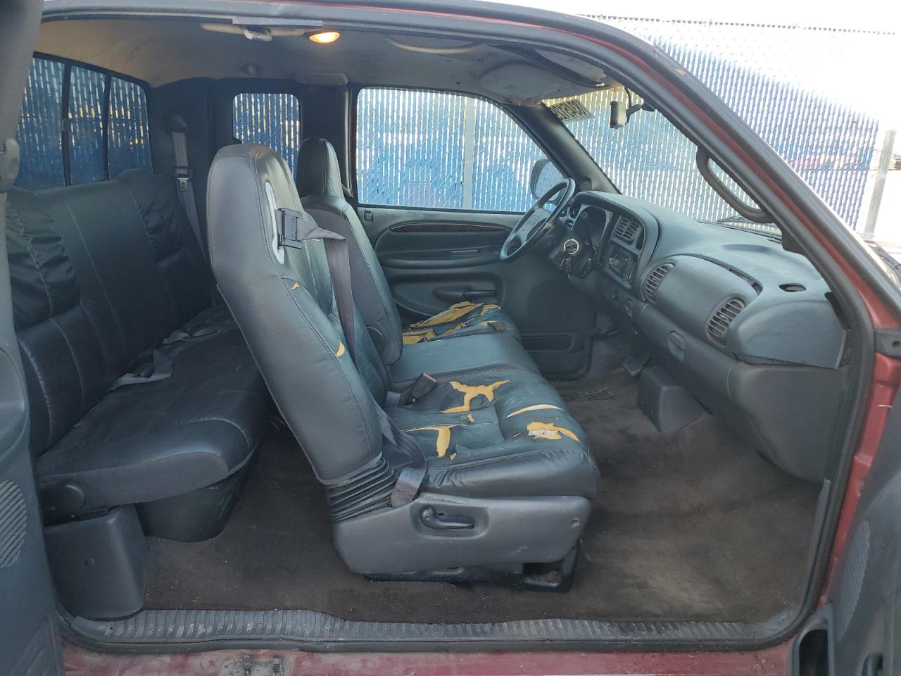 1999 Dodge RAM - Image 10
