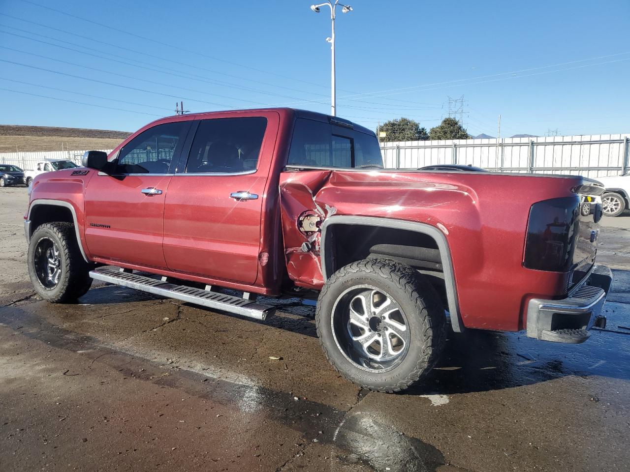 2015 GMC Sierra - Image 2