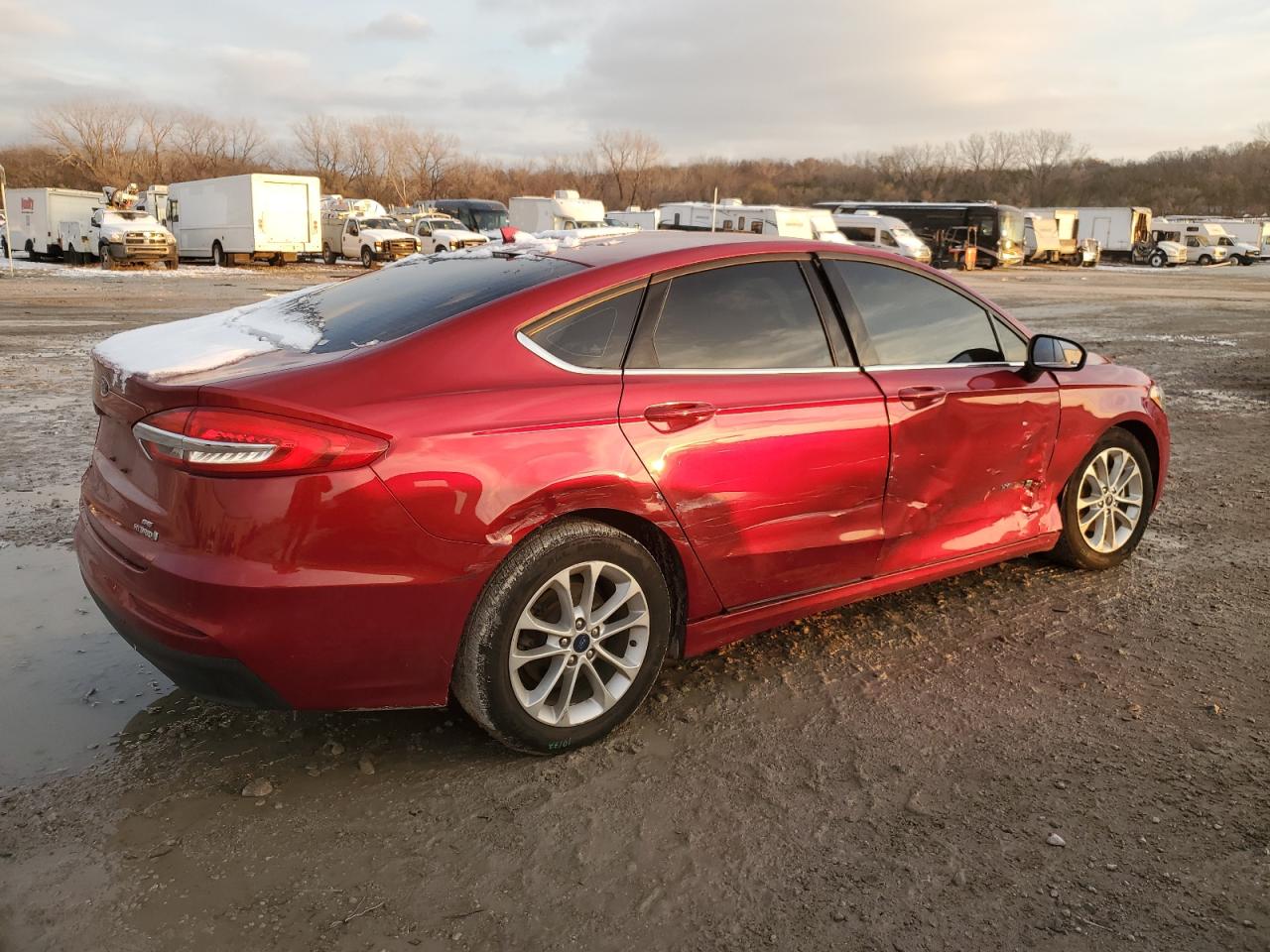 VIN 3FA6P0LU9KR220590 2019 FORD FUSION no.3