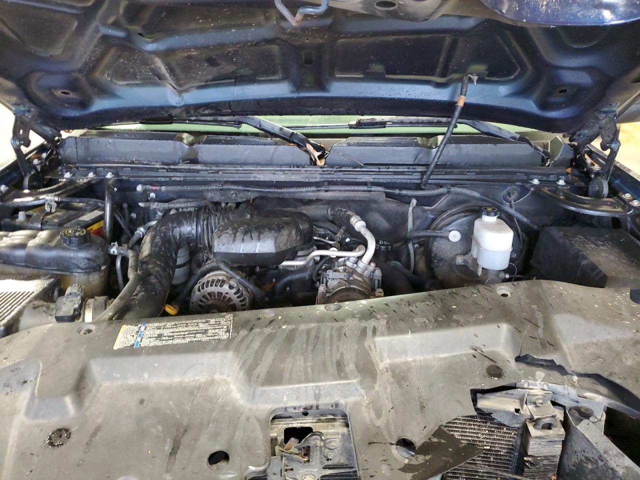 2009 Chevrolet Silverado - Image 12