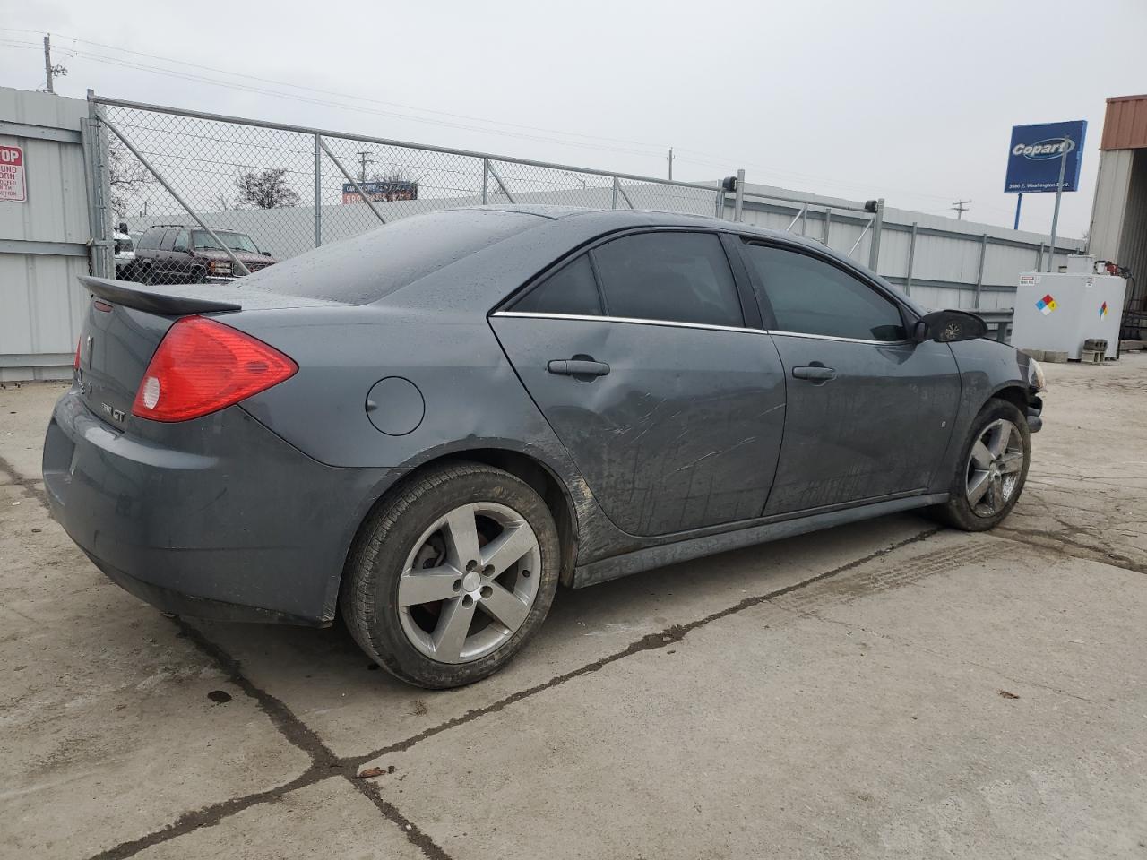 2009 Pontiac G6 - Image 3