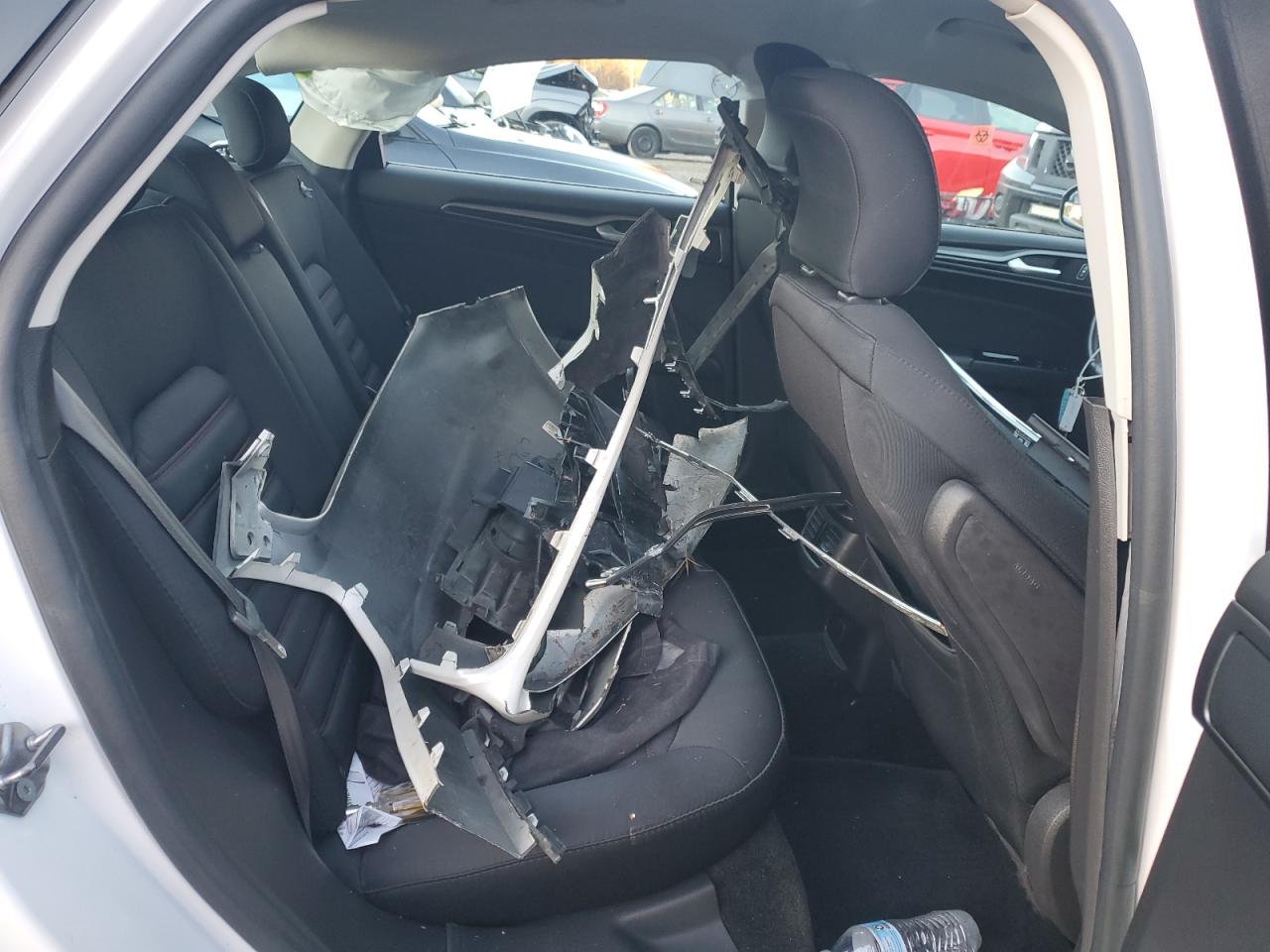 2016 Ford Fusion - Image 10