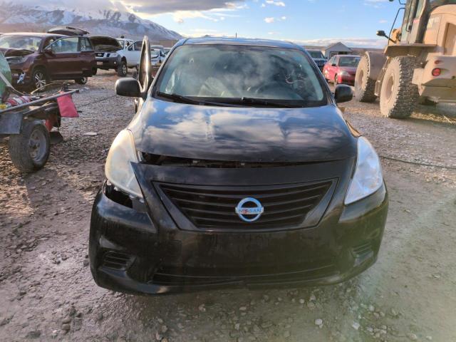  NISSAN VERSA 2014 Чорний