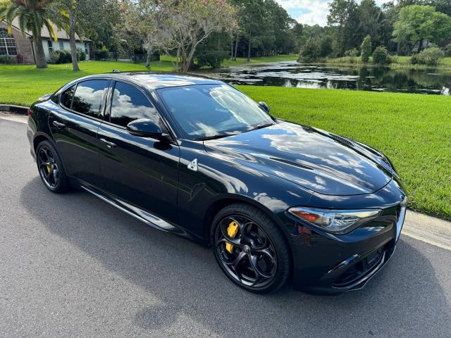  ALFA ROMEO GIULIA 2018 Чорний