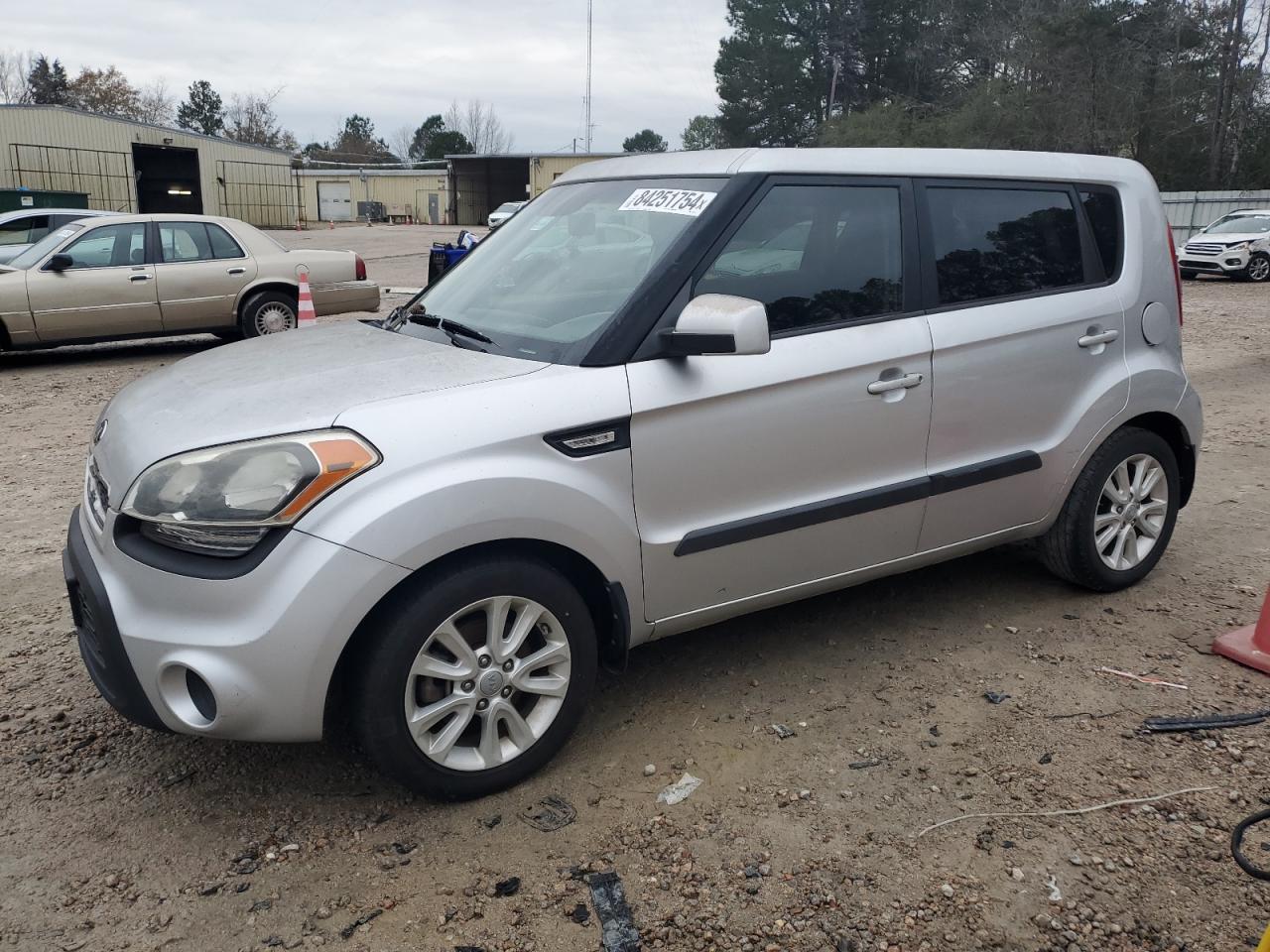 VIN KNDJT2A58D7639774 2013 KIA SOUL no.1