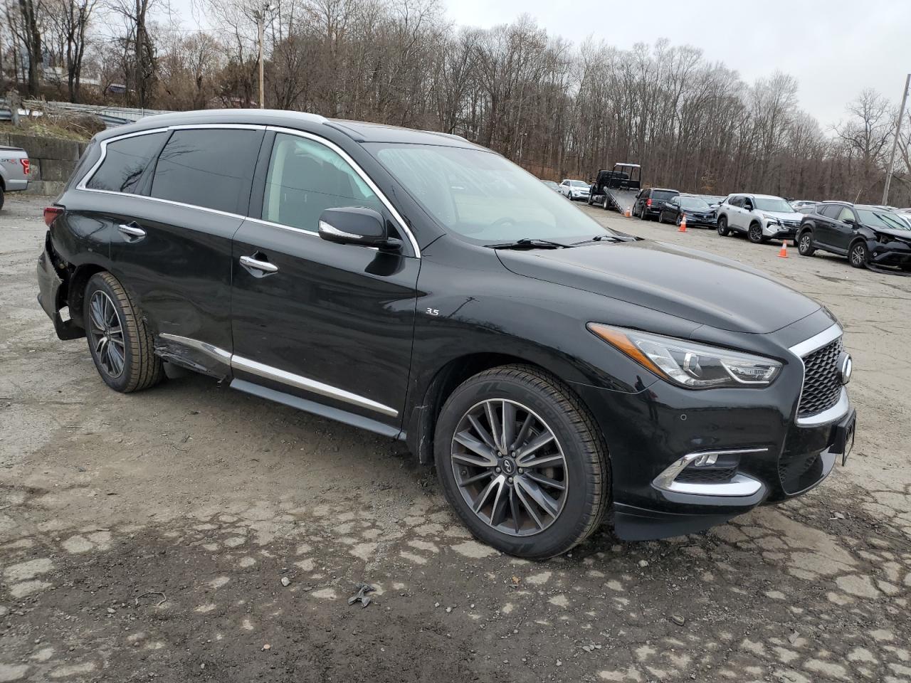 2018 Infiniti QX60 - Image 4