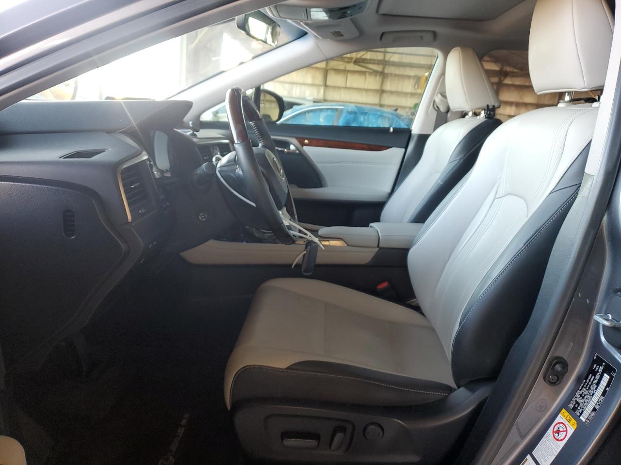 2018 Lexus RX - Image 7