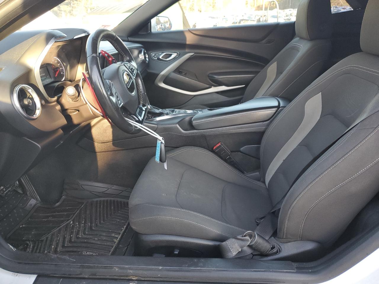 2018 Chevrolet Camaro - Image 7