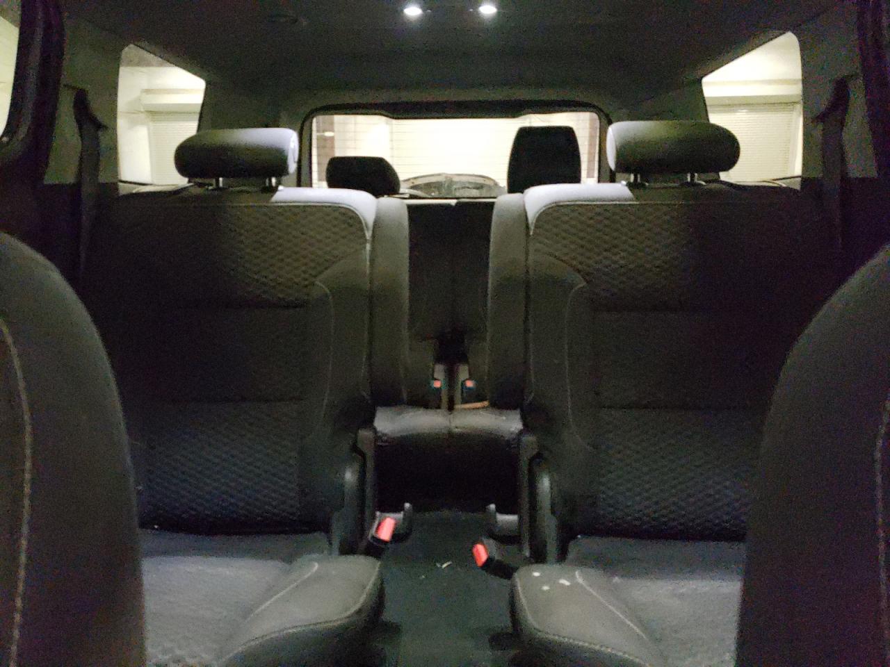 2017 GMC Acadia - Image 10