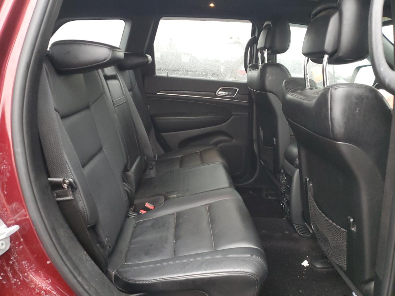 2018 Jeep Grand Cherokee - Image 12
