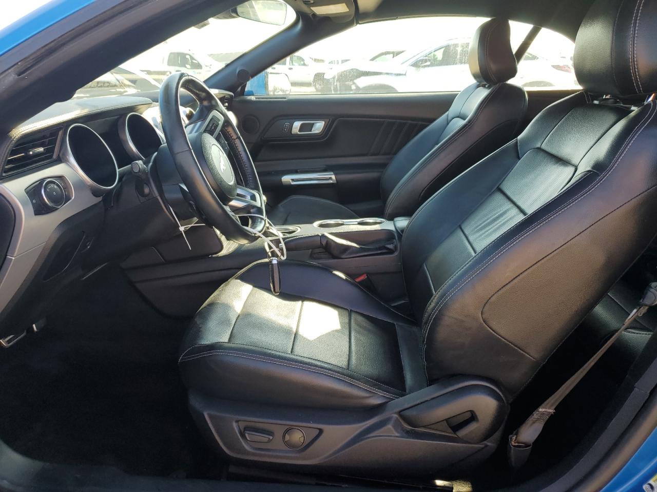 2021 Ford Mustang - Image 7