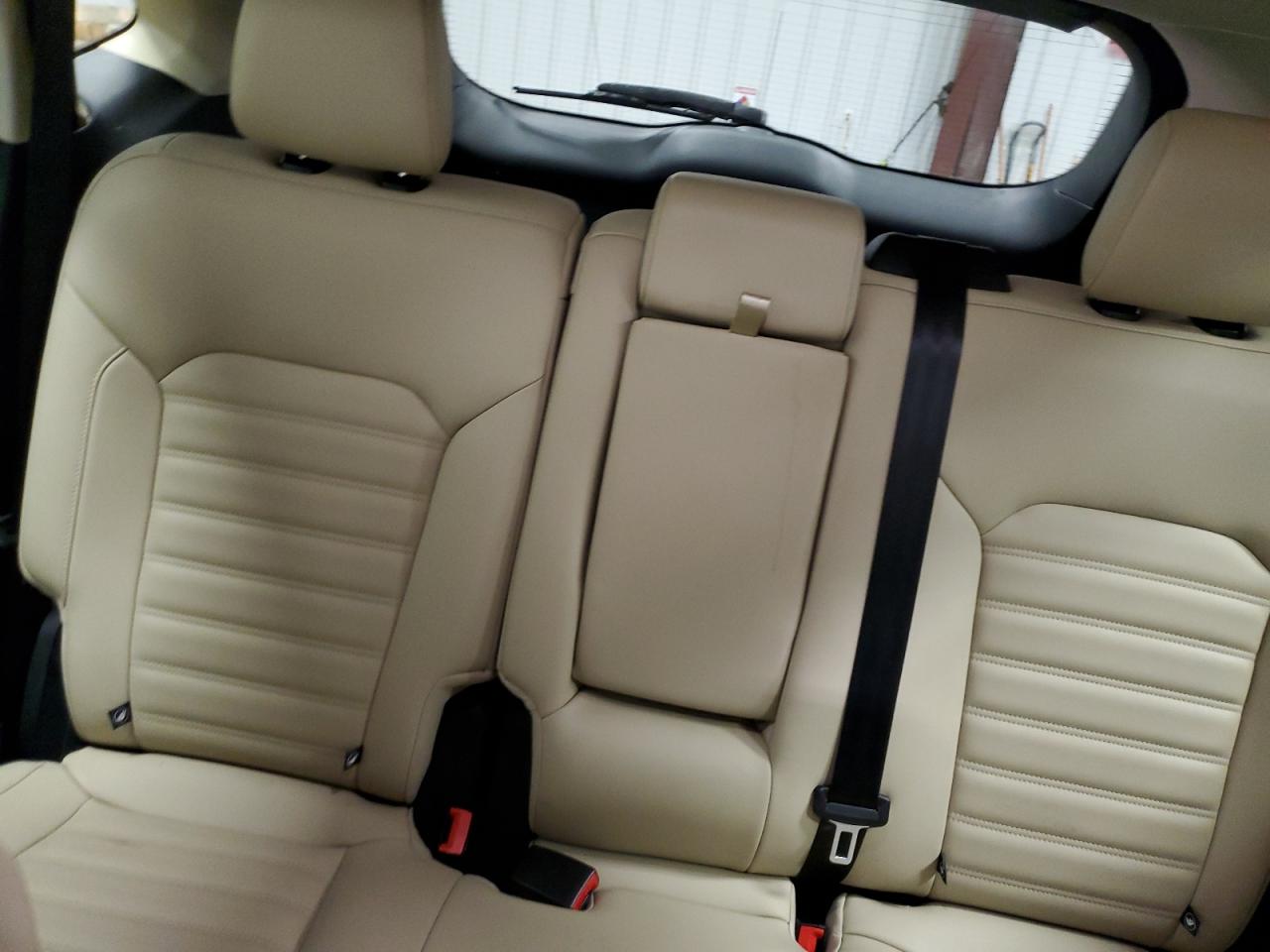 2020 Ford Edge - Image 10