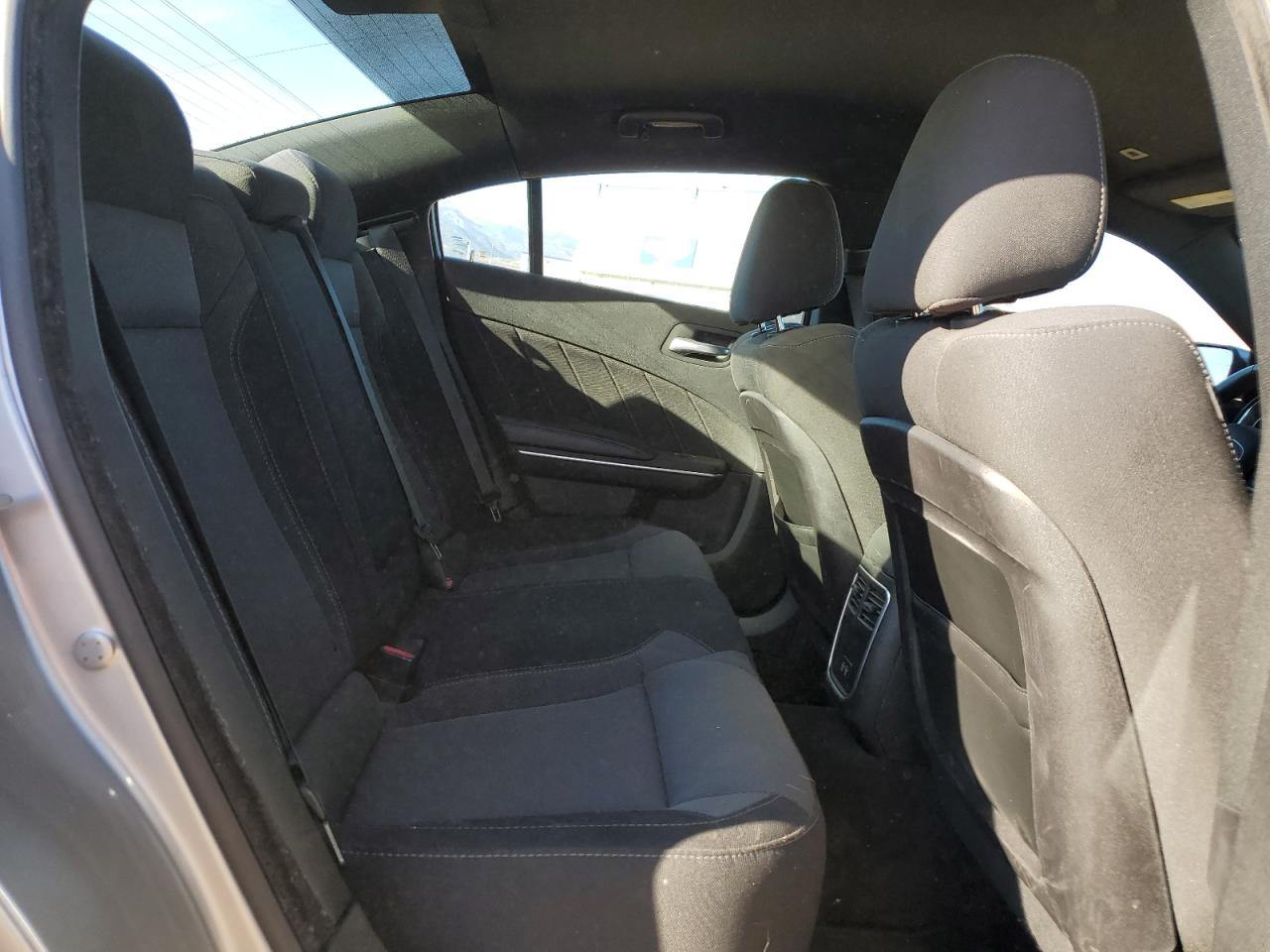 2017 Dodge Charger - Image 10