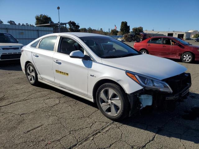  HYUNDAI SONATA 2017 White