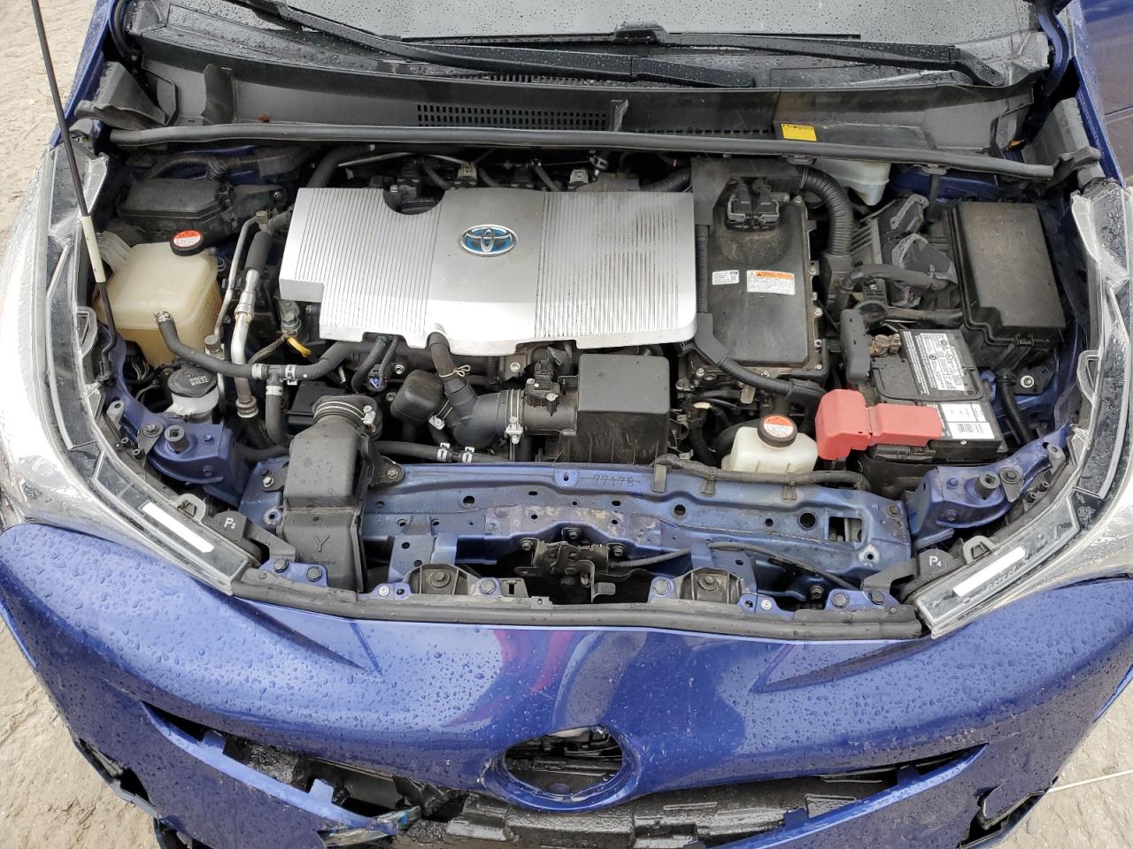 2016 Toyota Prius - Image 11