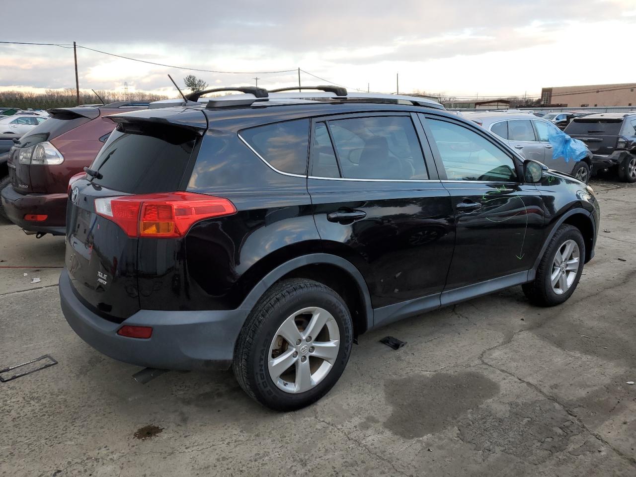 2014 Toyota RAV 4 - Image 3