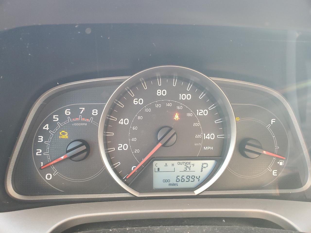 2013 Toyota RAV 4 - Image 9