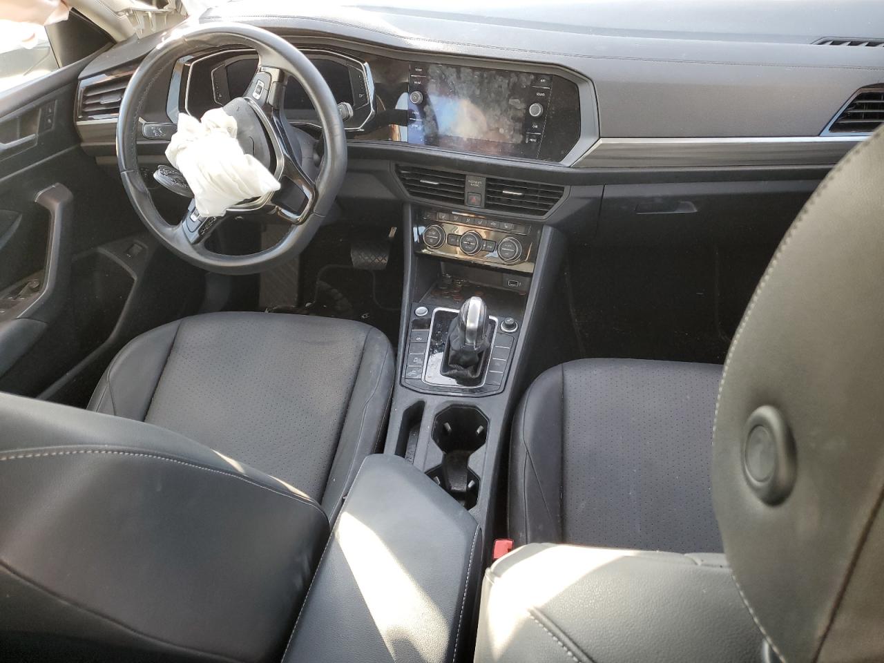 2019 Volkswagen Jetta - Image 8