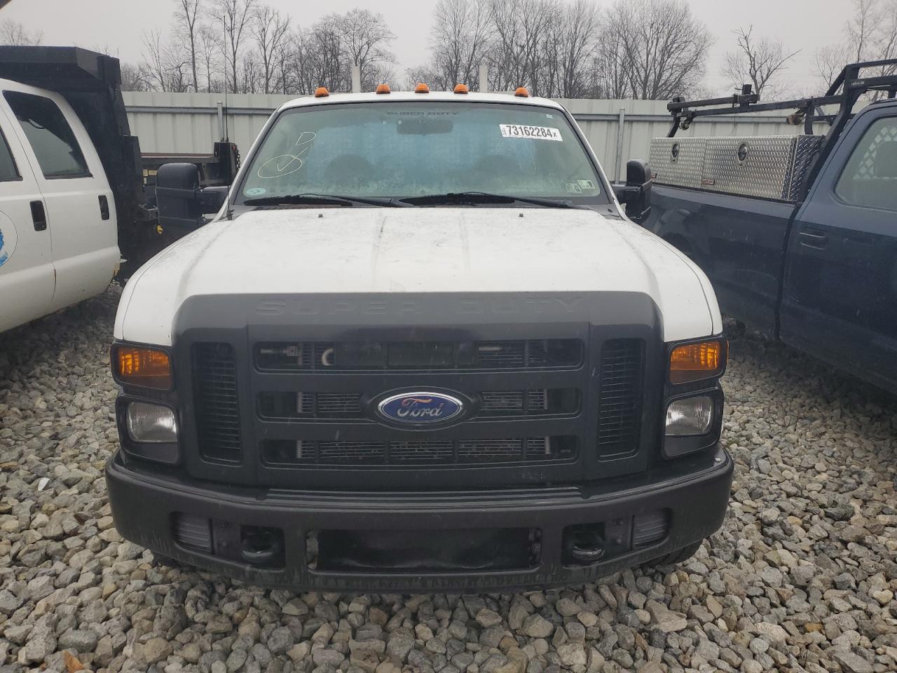 2008 Ford F350 - Image 5