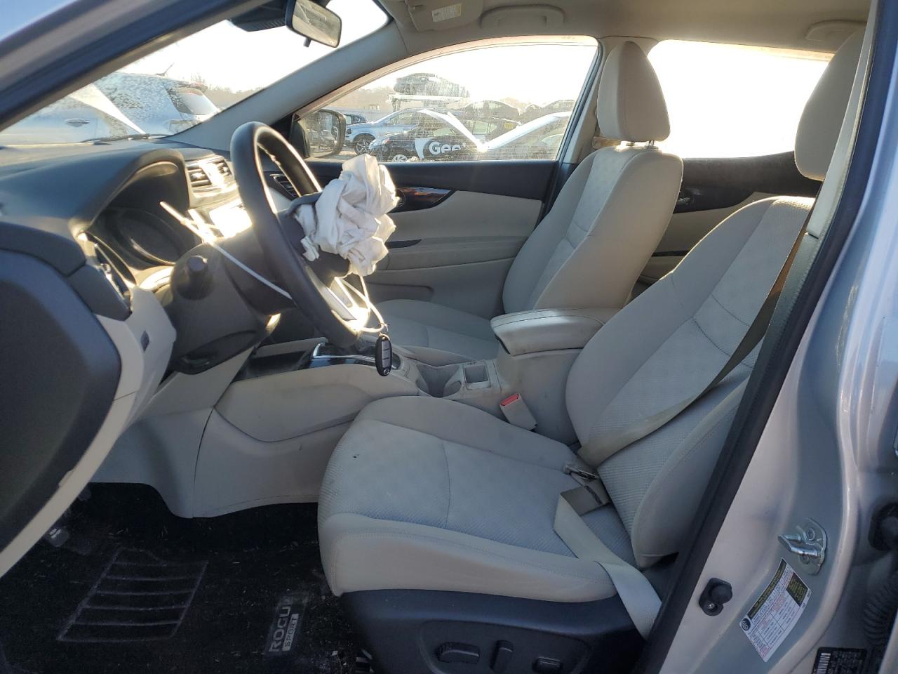 2019 Nissan Rogue - Image 7