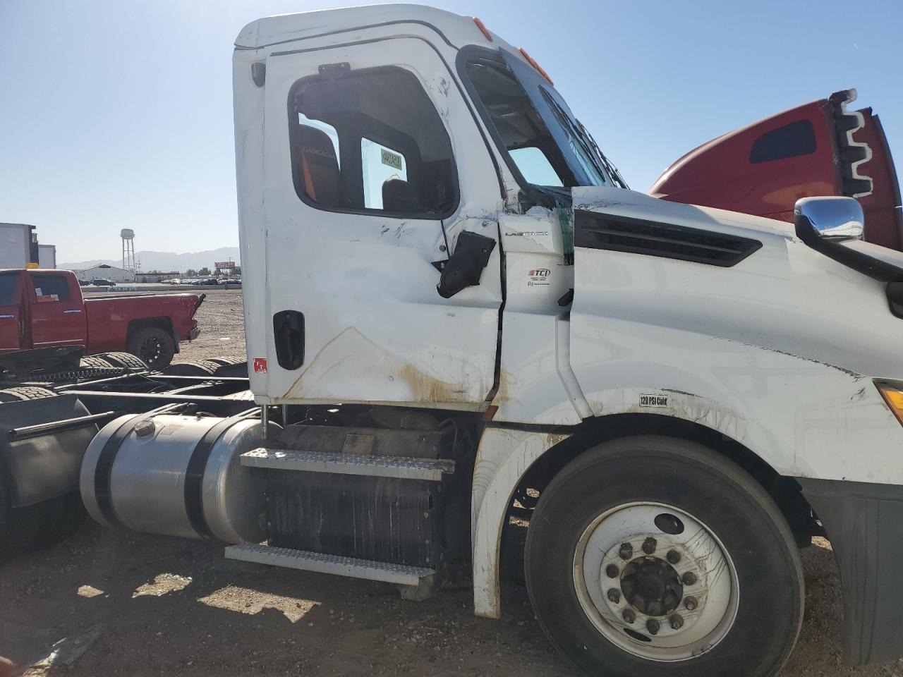 2020 Freightliner Cascadia 126 zu verkaufen in Phoenix, AZ - All Over