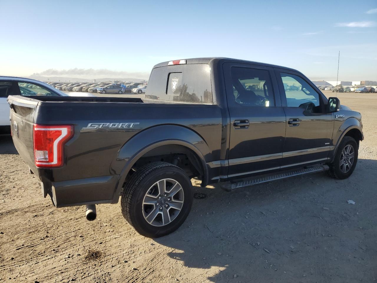 VIN 1FTEW1CG9FKD97708 2015 FORD F-150 no.3