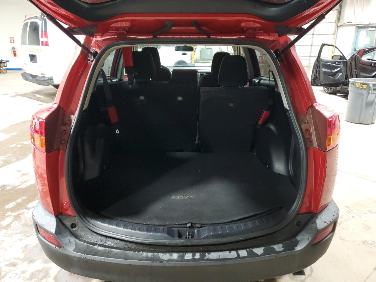 2014 Toyota RAV 4 - Image 6