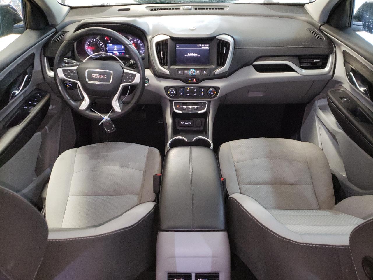 2022 GMC Terrain - Image 8