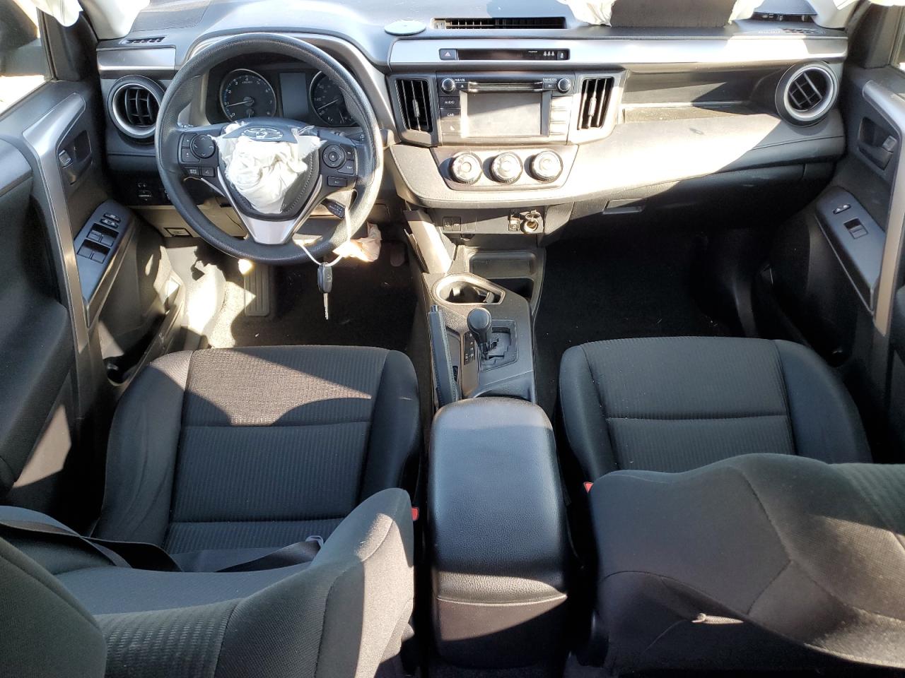 VIN JTMBFREV8HJ171410 2017 TOYOTA RAV4 no.8