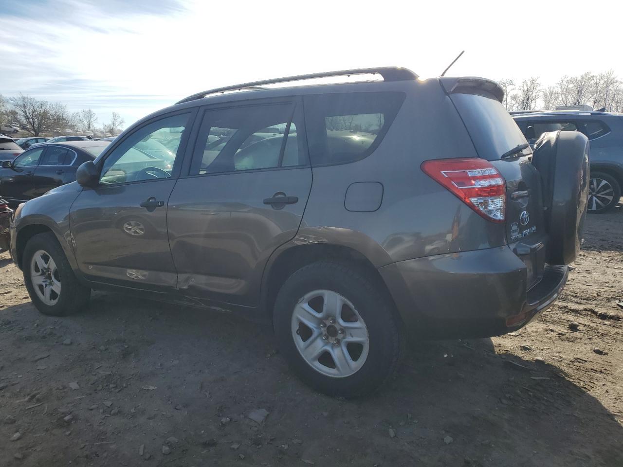 2010 Toyota RAV 4 - Image 2