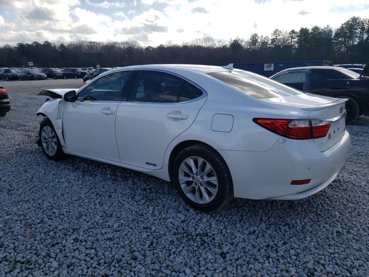 2014 Lexus ES - Image 2