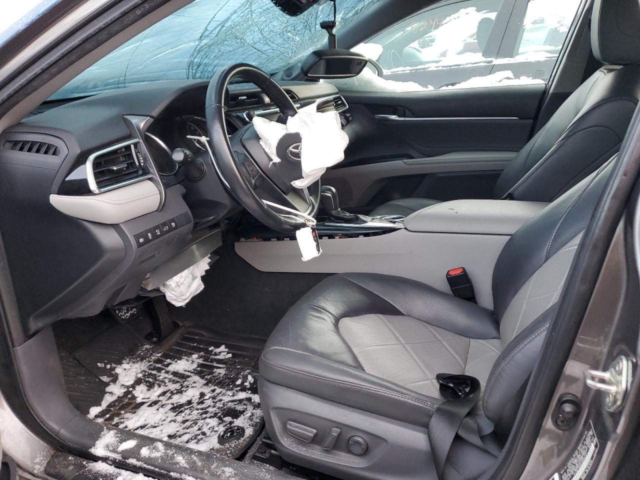 2018 Toyota Camry Hybrid VIN: 4T1B21HK6JU004221 Lot: 82986554