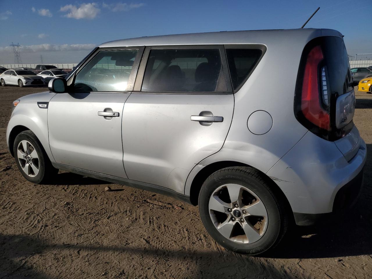 VIN KNDJN2A28H7474380 2017 KIA SOUL no.2