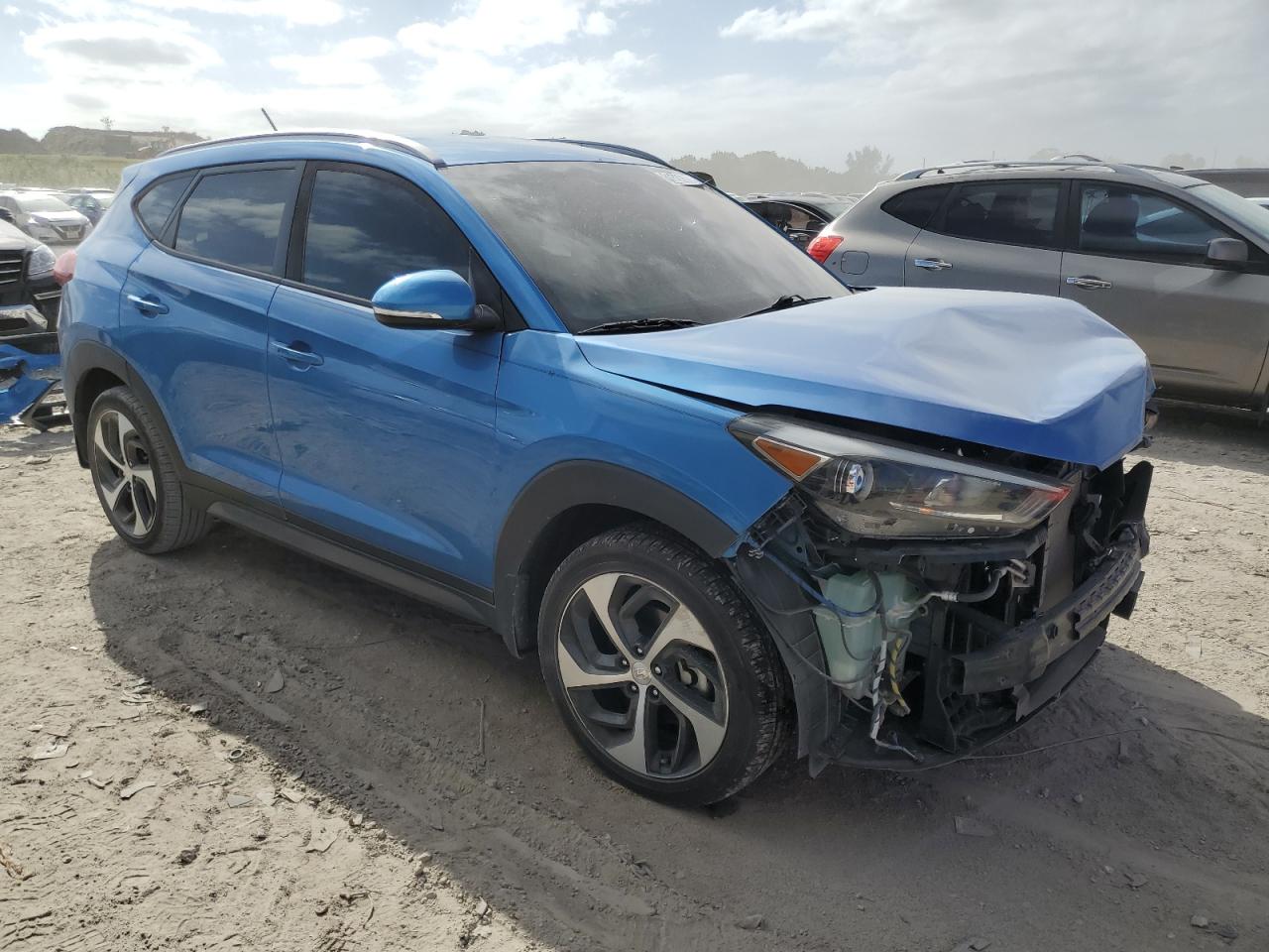 2016 Hyundai Tucson - Image 4
