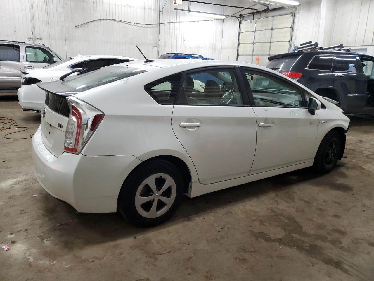 VIN JTDKN3DU5D0349315 2013 TOYOTA PRIUS no.3