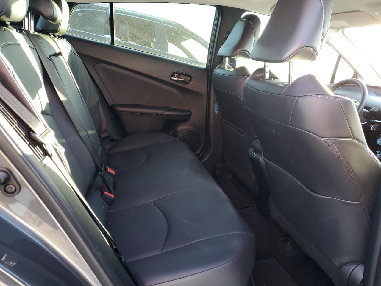 2022 Toyota Prius - Image 10