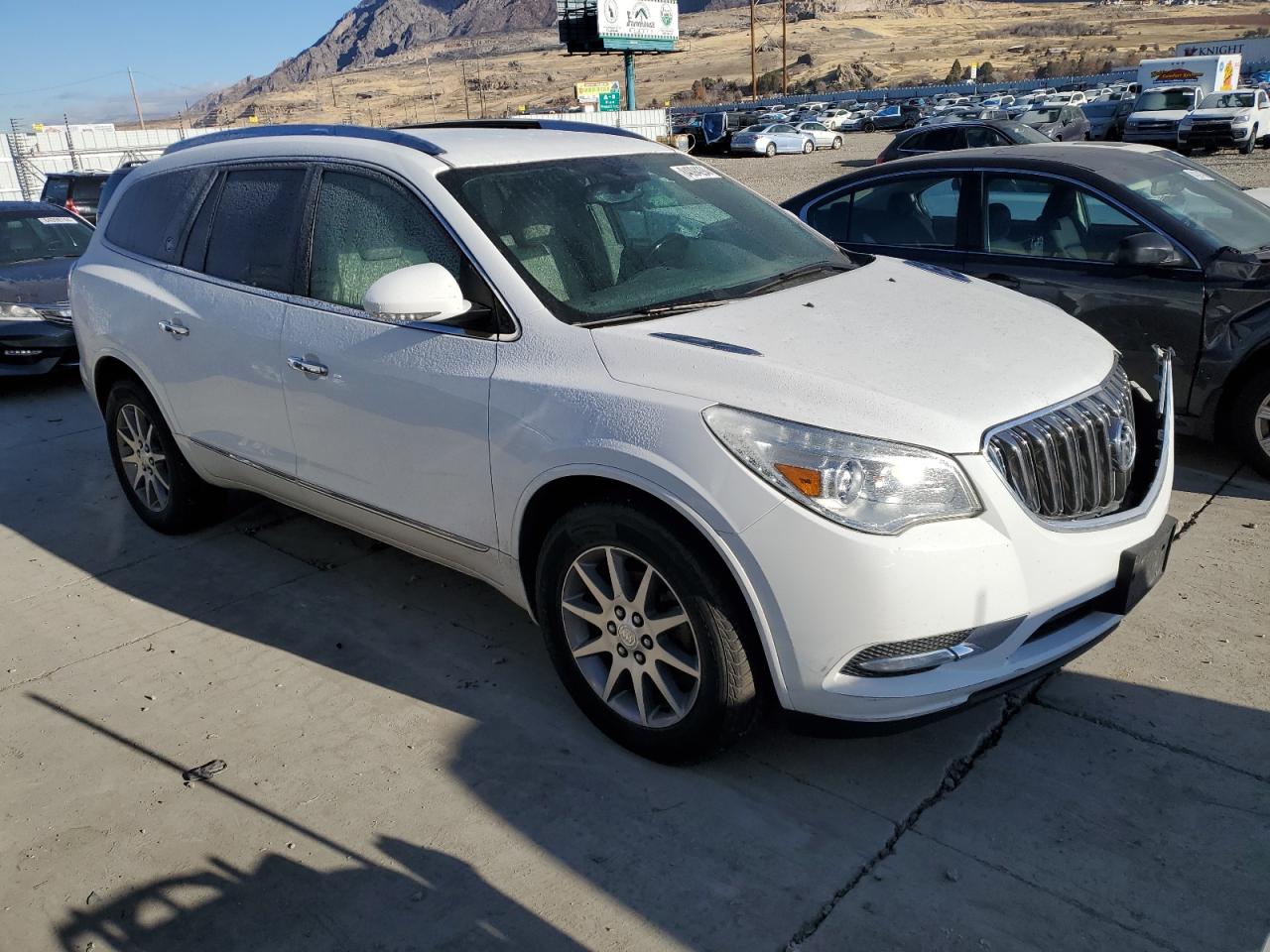 VIN 5GAKVBKD2GJ341797 2016 BUICK ENCLAVE no.4