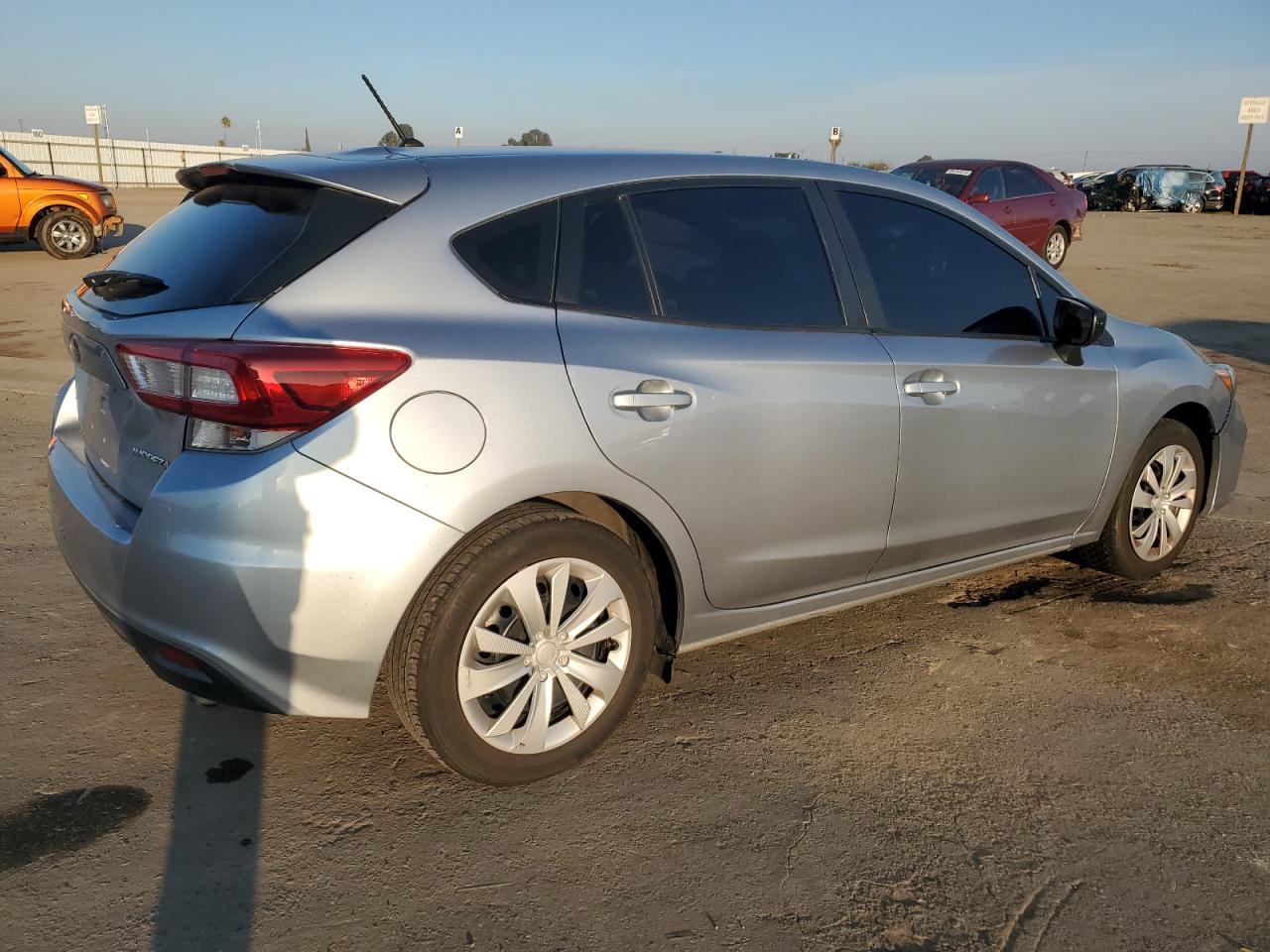 VIN 4S3GTAB68K3704882 2019 SUBARU IMPREZA no.3