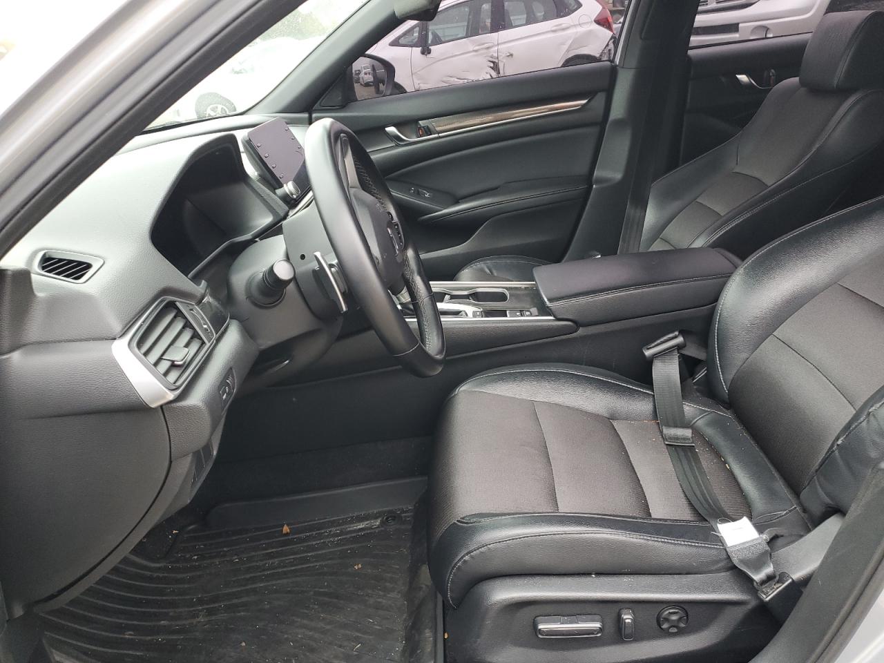 2018 Honda Accord - Image 7