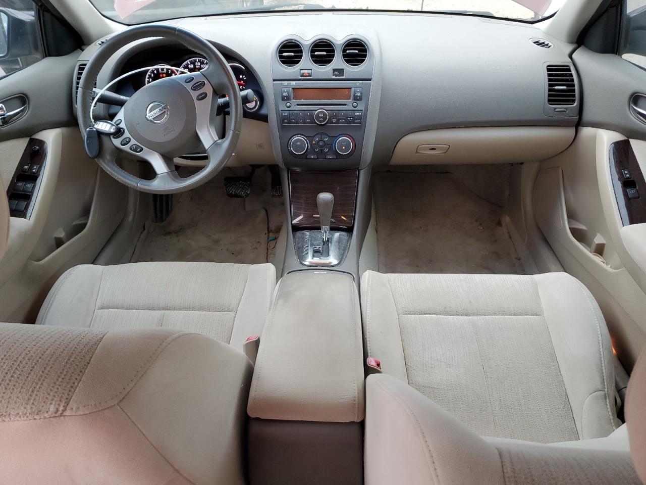 2012 Nissan Altima - Image 8