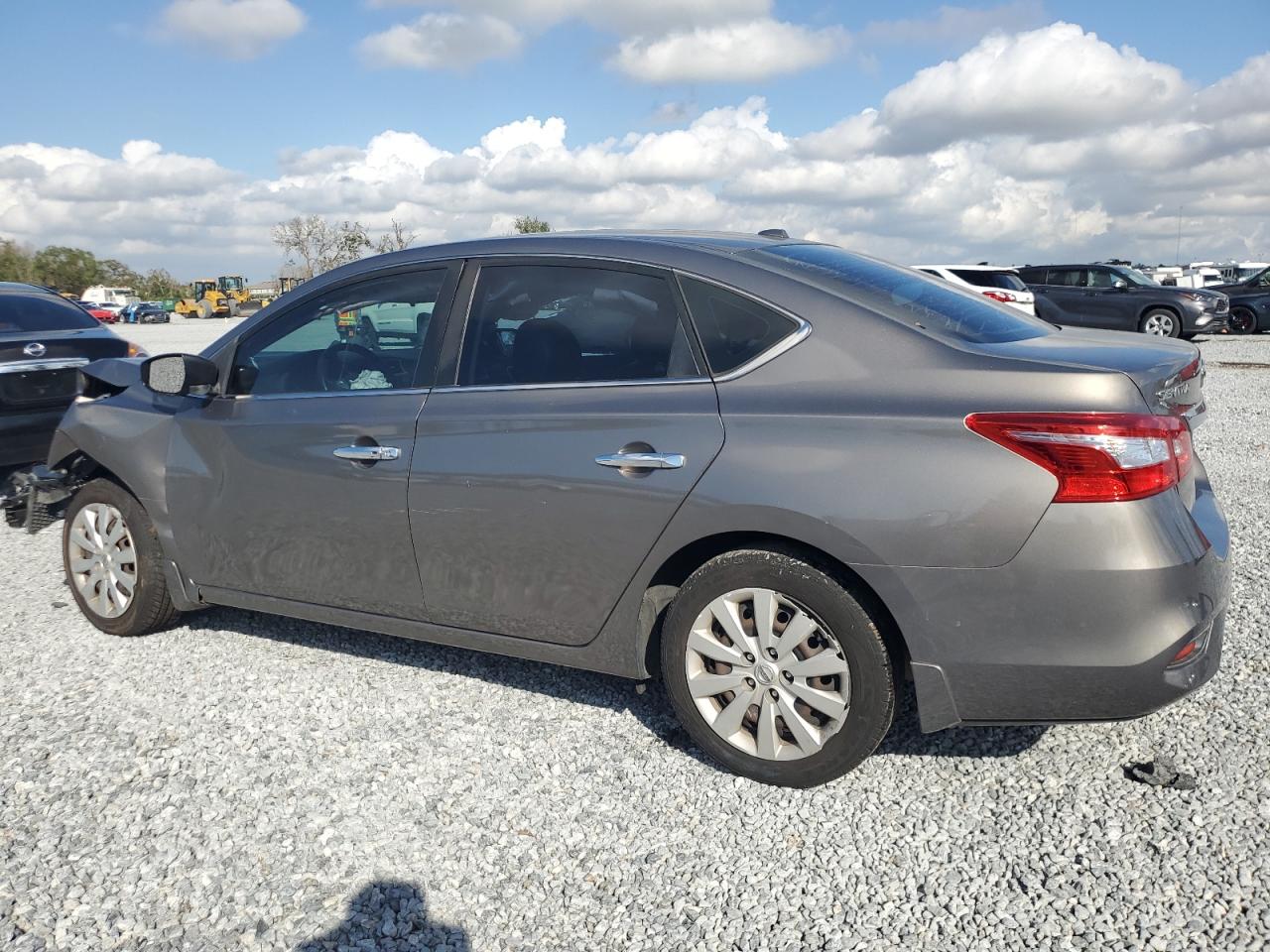 VIN 3N1AB7APXGY335479 2016 NISSAN SENTRA no.2