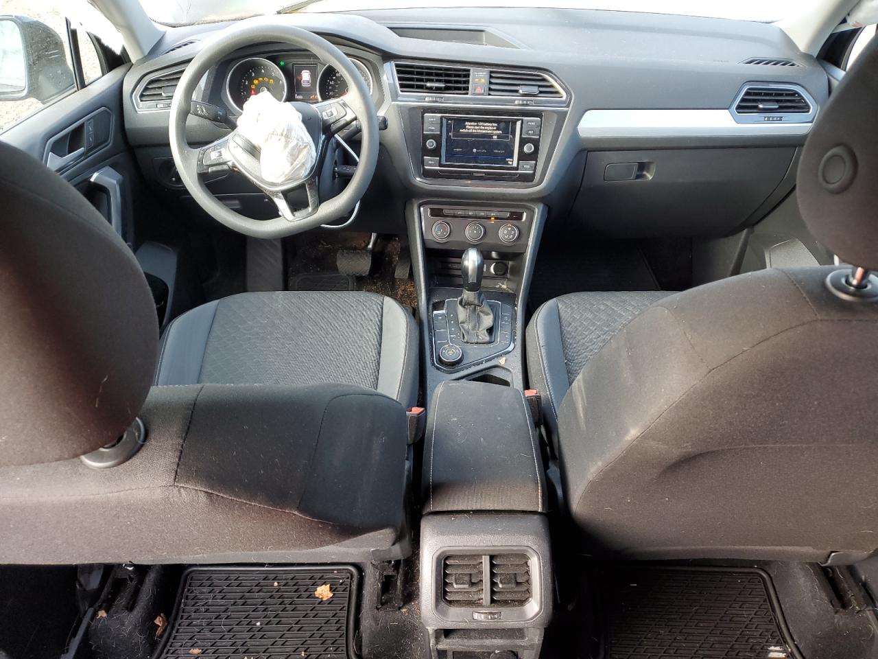 2021 Volkswagen Tiguan - Image 8