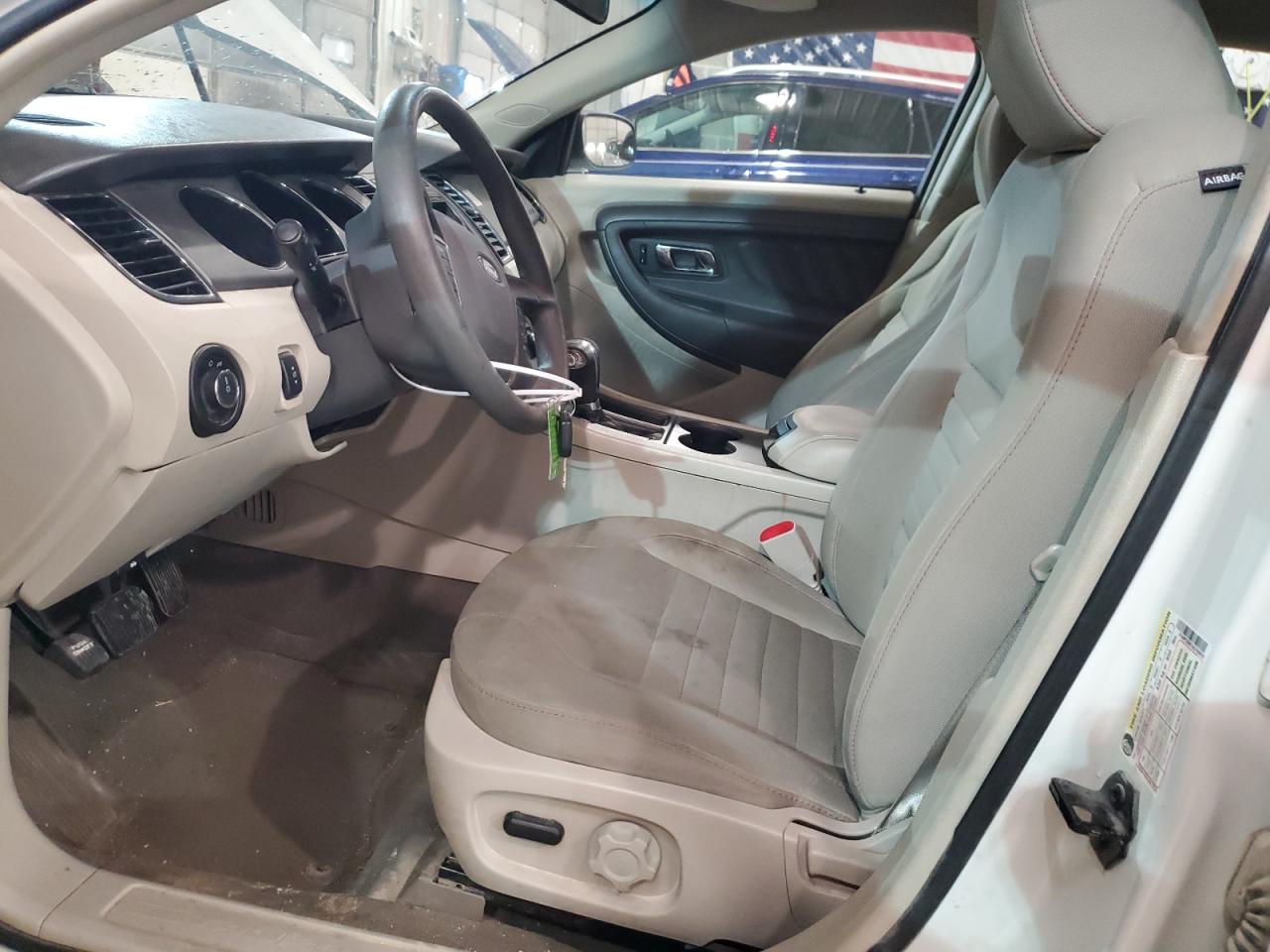 2010 Ford Taurus Se VIN: 1FAHP2DW7AG165910 Lot: 85322934